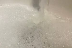Bubbles in bathtub